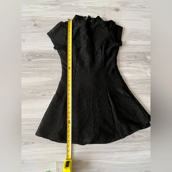 ZARA NWOT Elegant Black Women's Dress - Picture 6 of 10